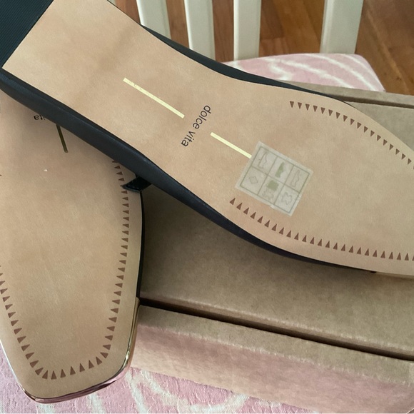 Dolce Vita womens Flats NWOB - Picture 3 of 6